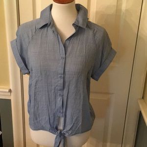 bleh ciel Button Front Shirt